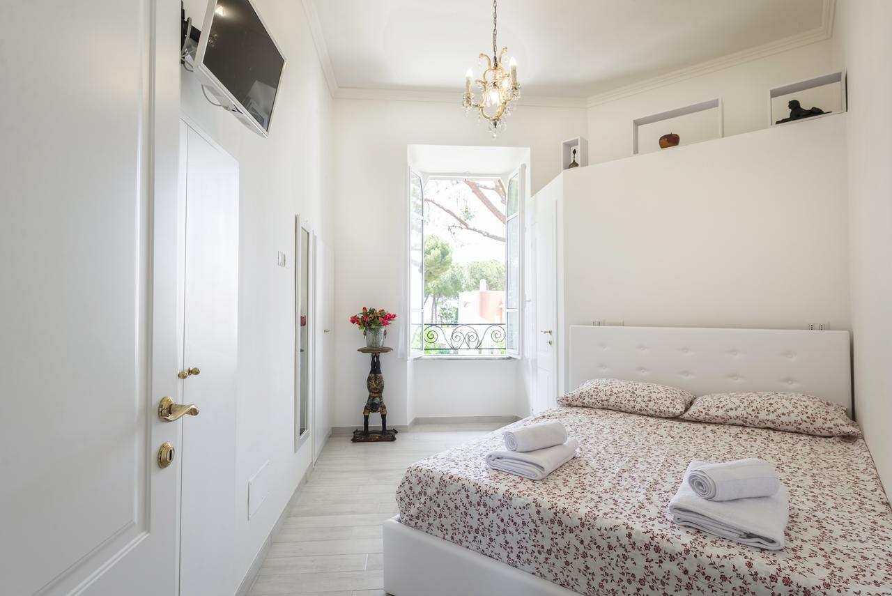 Villino Emanuele Bed & Breakfast Santa Marinella Exterior foto
